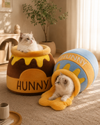 Pawly™ Honey Haven Bett